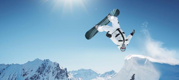 加拿大队前途光明！，Uzi新星比赛局势复杂表现突出气势如虹延续